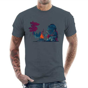 tshirt-homme-demons-souls-plus-fort-que-la-mort-coton-bio-gris-mineral